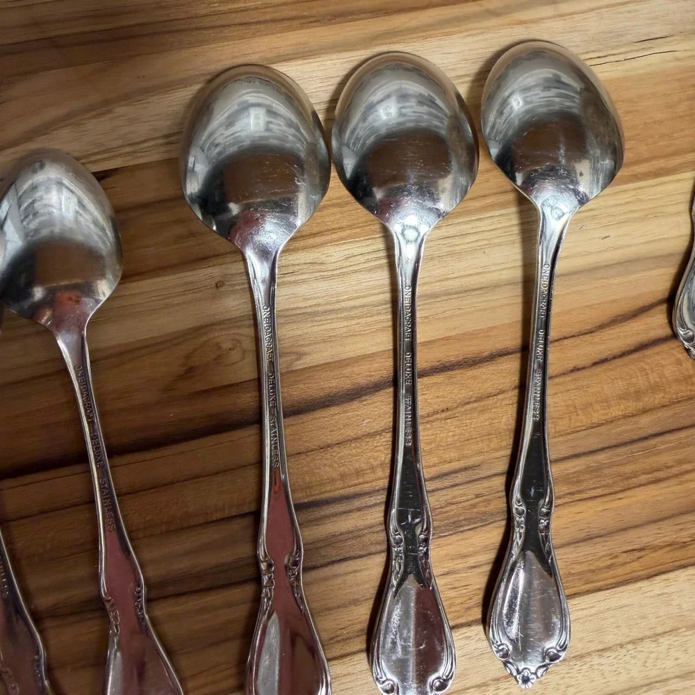 Oneida Chateau Deluxe Stainless Flatware 20 Piece Mixed Lot Serving Pieces
